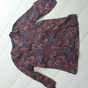 Chaps denim shirt. Size M. See pic 3 missing belt.